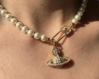 Pre-owned Vivienne Westwood Style Pearl Necklace, Saturn Orb Safety Pin Pendant Gold, 18K Gold Plated Punk Choker