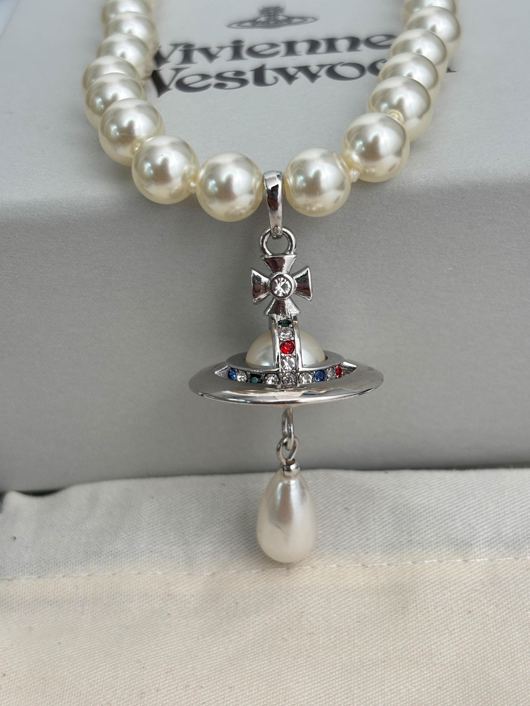 Authentic vivienne westwood pearl necklace - Etsy 日本