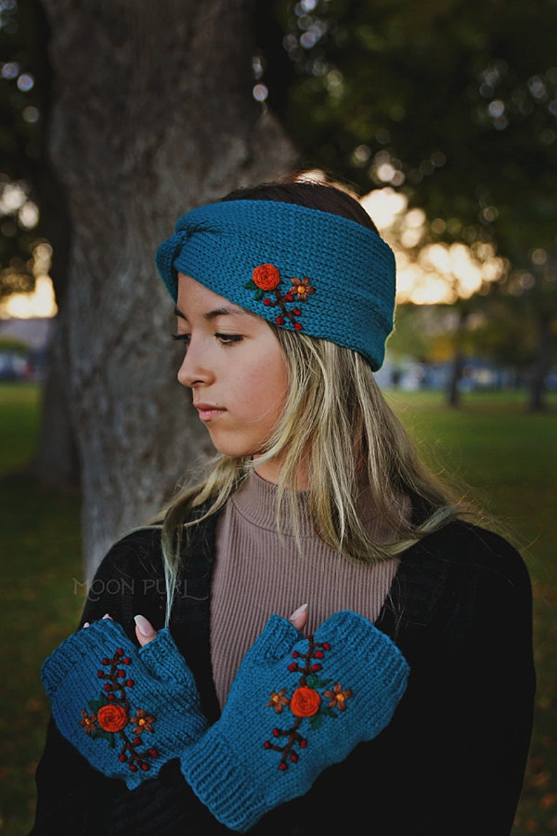 Wildflower Headwrap & Fingerless Mitts Set // Embroidered Florals // Autumn giftset image 2