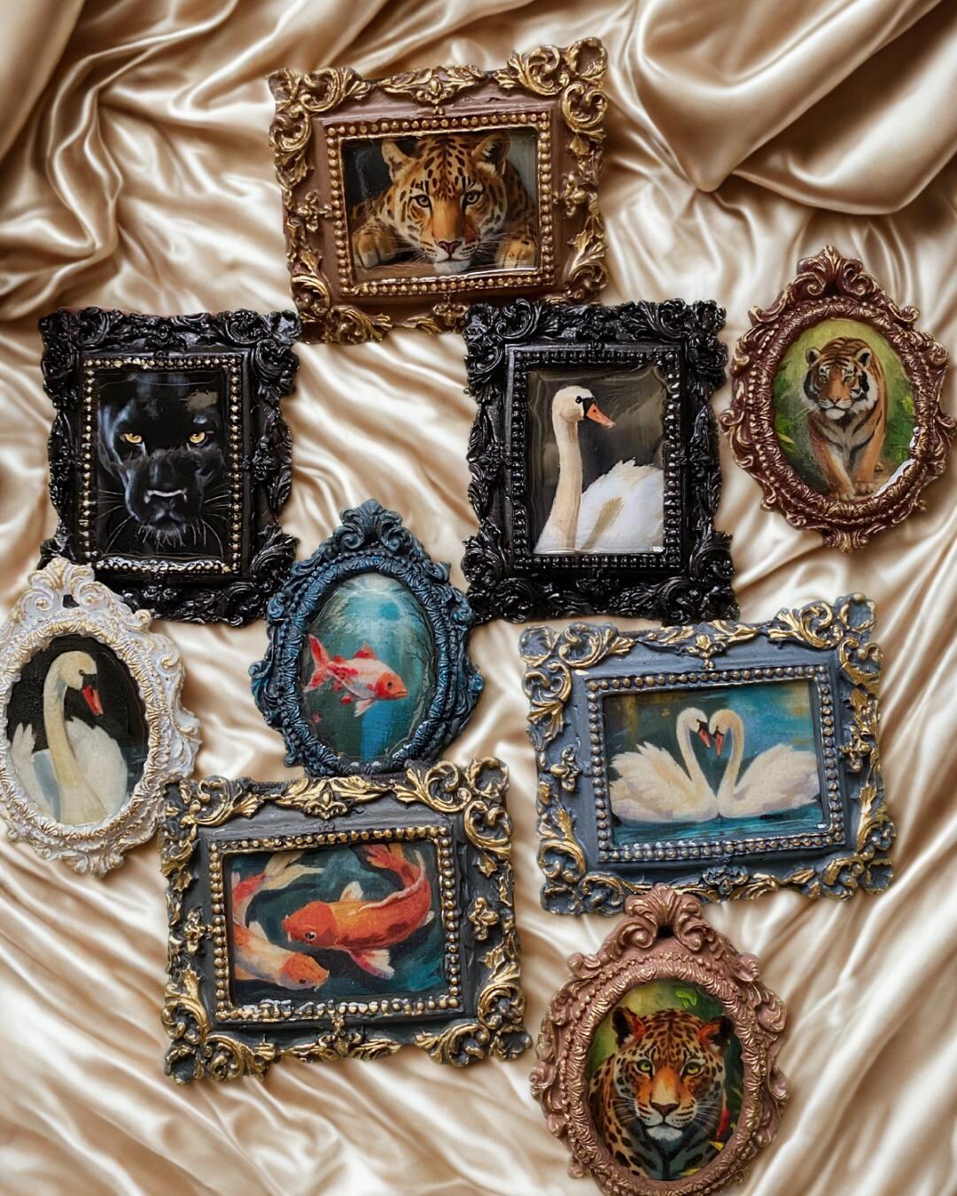Handmade ,bestiary-nyx’s Panther* Vintage Model Black Frame Brooch ...