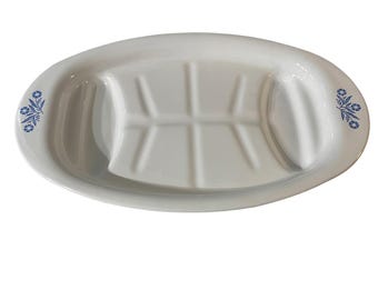 CorningWare Niebieski owalny talerz mięsny z chabrem