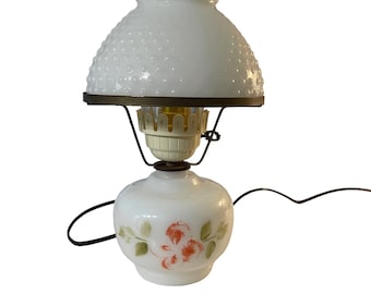 Lampa nocna Hobnail Floral Hurricane