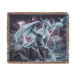 Storm Dragon Woven Blanket Fourth Wing Decor Iron Flame Throw Onyx Storm Gifts Bookish Booktok Aretia Merch Riorson House Lightning Art Bild 7