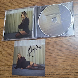 Hilary Duff - Luck Something Like It Pnk Vinyl (Signed Insert). Sealed New; Mint
