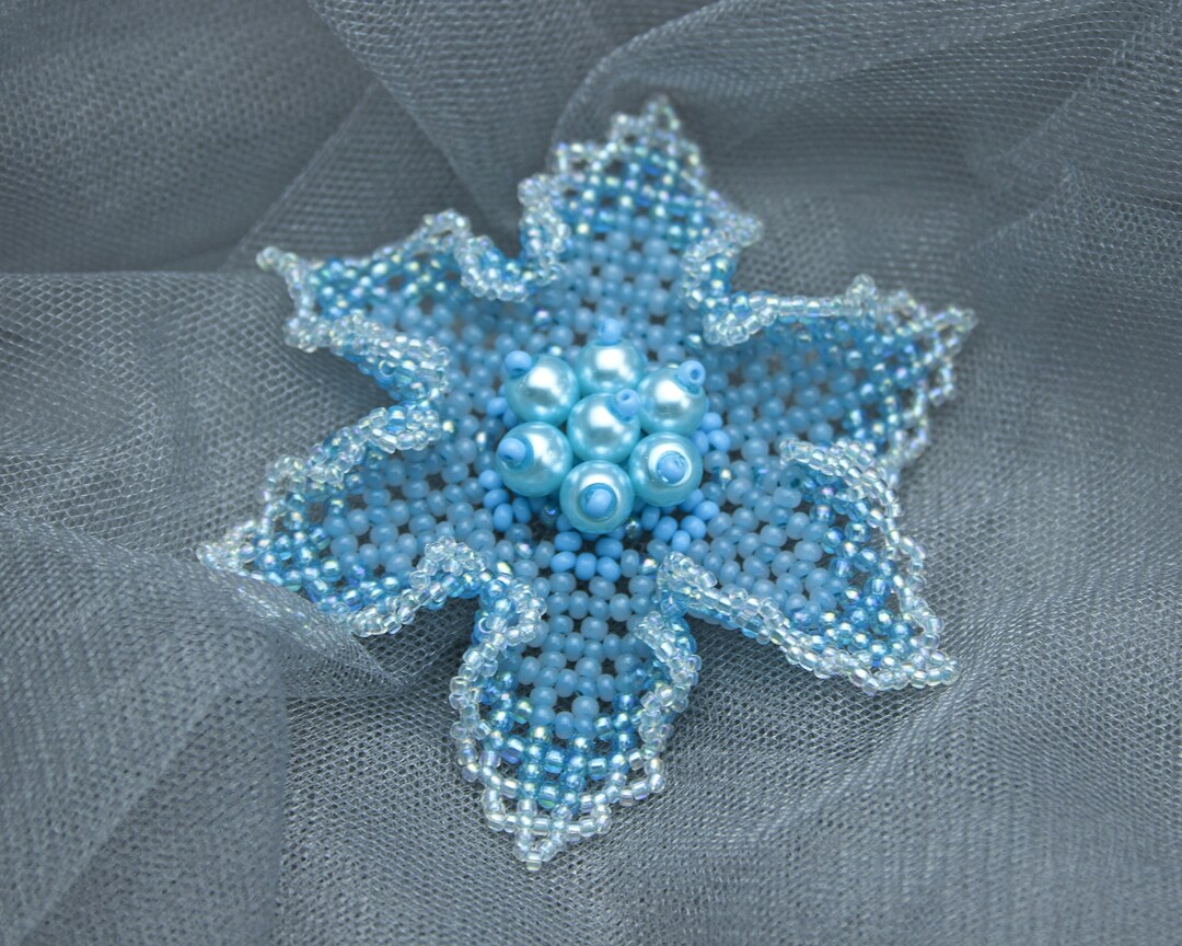 Blumen-Brosche Mit Strasssteinen - Elegante Apparel Pins Für Damenbekleidung