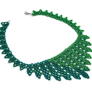 Emerald Green Seed Bead Necklace: Handmade Czech Glass Bijoux