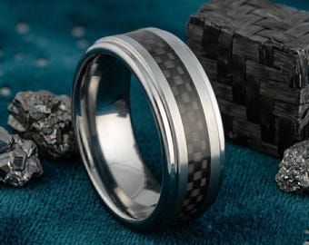 Black Carbon Fiber Mens Wedding Band, 8mm Silver Step Edge Tungsten Carbide Ring, Anniversary Engagement Ring Gift for Him