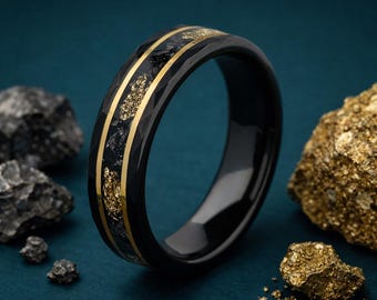 Hammered Black Tungsten Ring 6mm with Meteorite Fragments and Gold Foil Inlay, Mens Wedding Band, Faceted Tungsten Ring for Men, Ring Gift