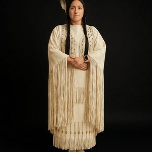 Vestido de cuero hecho a mano para mujer, estilo nativo americano, con flecos, atuendo para pow wow con cuentas, vestimenta indígena, vestido de cuero estilo western.