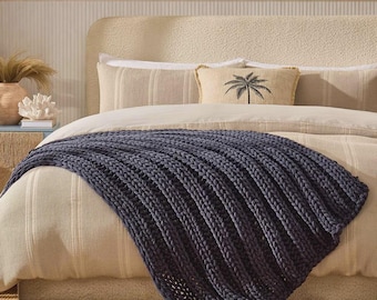 Midnight Navy & Cream Chunky Knit Throw Blanket, Dark Blue Sofa Throw, Soft Knitted Bed Runner, Textured Couch Blanket, Cosy Home Decor Gift
