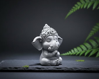 Peaceful Baby Elephant Statue – Small Stone Ganesha Figurine – Zen Meditation Decor – Good Luck Animal Sculpture – Retro Style Gift