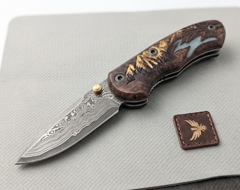 Hand-Forged Damascus Pocket Knife – Mountain Burl Wood Resin Handle Folding Knife