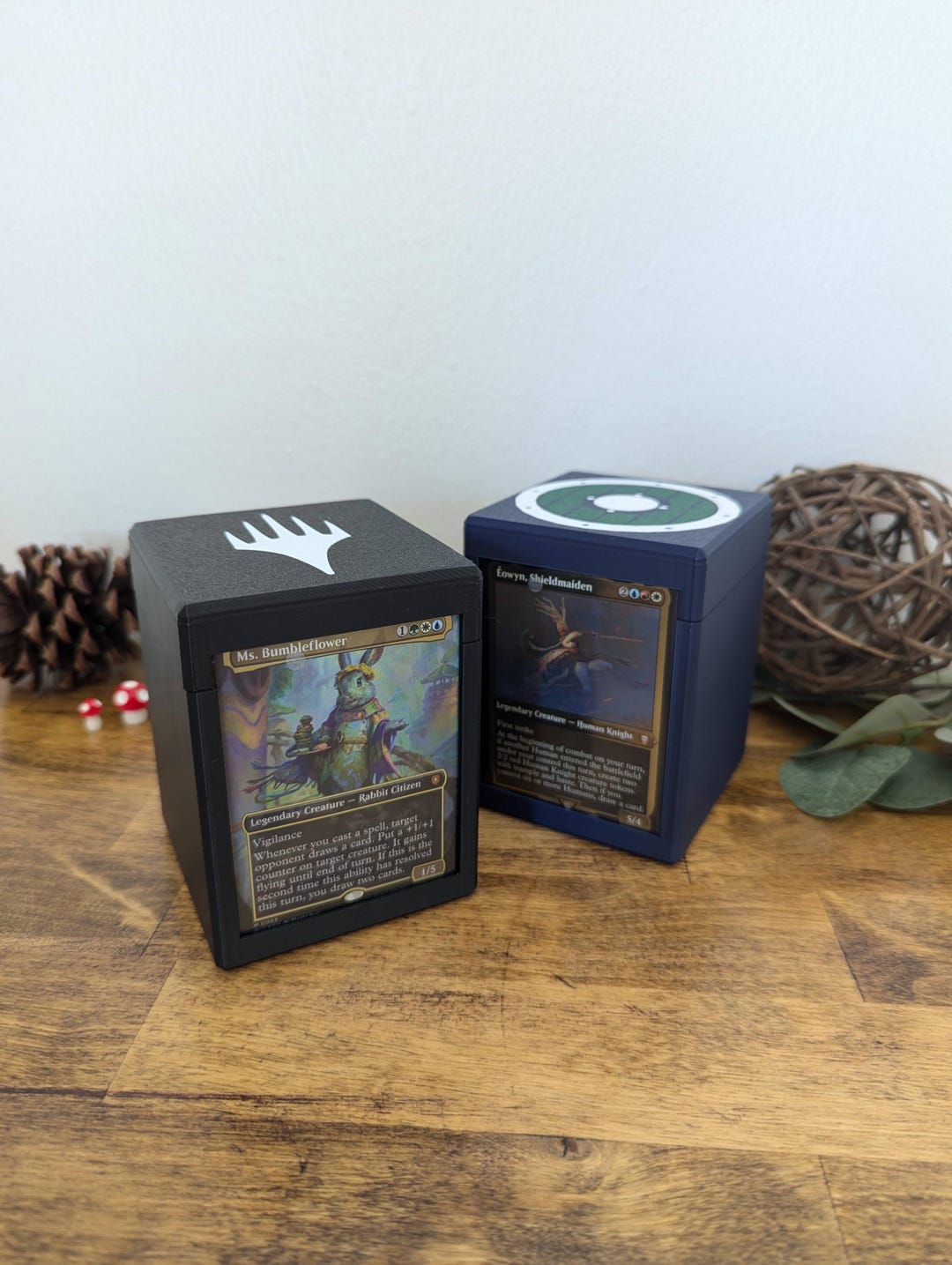 Customizable Commander Display Deck Box. Holds 100+ Sleeved Cards for ...