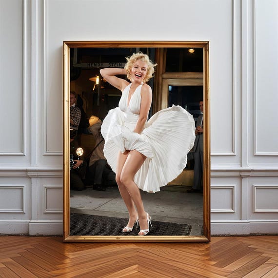 classic marilyn monroe dress Ten Iconic Marilyn Monroe Dresses Circa Vintage Clothing