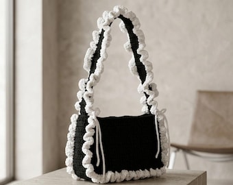 Trendy Crochet Ruffle Bag Pattern, Coquette Shoulder Purse Tutorial (PDF Download)