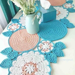 Boho Blumen Häkel Tischläufer - Motiv Lace Design