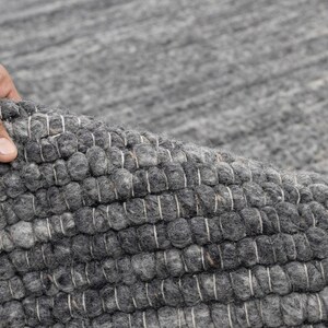 Handgjord plattvävd matta i naturfiber, handvävd ulljutematta, elegant neutral plattvävd matta för vardagsrum, sovrum, matsal