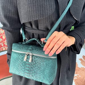 Zielone torby na ramię w kolorze Python | Ręcznie robione torebki ze skóry naturalnej | Limitowana edycja portfela