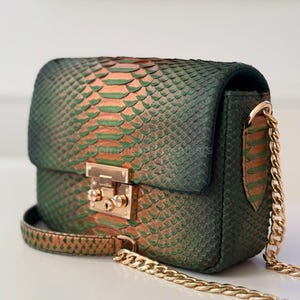 Zielone torby na ramię w kolorze Python | Ręcznie robione torebki ze skóry naturalnej | Limitowana edycja portfela