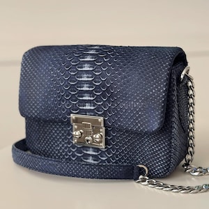 Python marineblauwe tassen met handvat | Handgemaakte handtassen van echt leer | Beperkte portemonnee