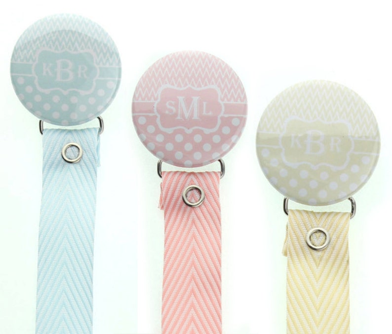 Monogram pacifier holder, personalized name pacifier clip, Custom Baby Gift 96,97,98 MSRP 19.00 image 1