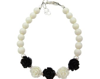 Black and white flower spring baby girl bracelet gift (B1724)