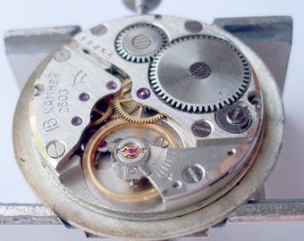 2603 ZIM Servised RUNS & Keep time Russisches Uhrwerk 4 UHRMACHER - Part