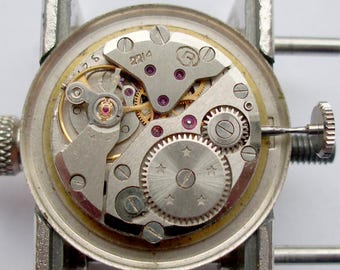 2214 WOSTOK Servised RUNS & Keep Time Russian watch movement 4 WATCHMAKERS Part
