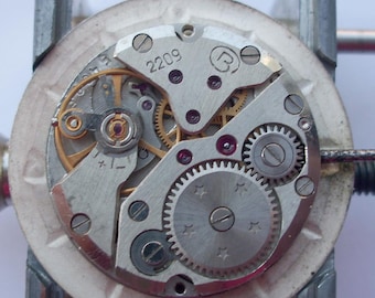2209 WOSTOK RUNS & Keep Time Russian watch movement 4 WATCHMAKERS Part
