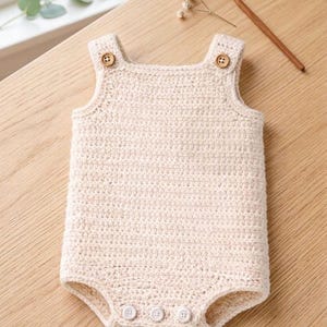 Crochet Pattern, Crochet Baby Romper Pattern, instant download, crochet baby dress Unisex Outfit 3-6 Months, English (US terms)