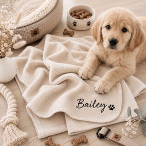 Personalisierte Haustierdecke in beige oder grau für Hunde, Katze, Fleecedecke