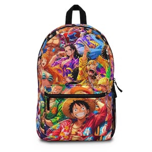 Peut inclure: Un sac à dos arborant un imprimé multicolore vif représentant divers personnages d'anime de One Piece. Le design comprend une poche frontale zippée, une poignée supérieure noire et des poches latérales en filet noir sur un fond coloré.