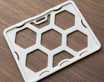 3x4 Badge Holder STL File | Fits GenCon Badge - Pattern 1: Hexes