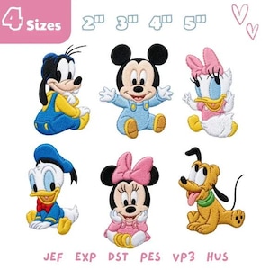 Puede incluir: Seis parches bordados con versiones bebé de Goofy, Mickey Mouse, Daisy Duck, Donald Duck, Minnie Mouse y Pluto. El texto 4 Sizes 2" 3" 4" 5" aparece arriba, con los formatos de archivo JEF, EXP, DST, PES, VP3, HUS listados abajo.