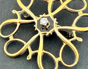 Broche vintage del premio del presidente de Avon, chapado en oro vermeil sobre plata de ley, estilo victoriano con detalles ornamentales.