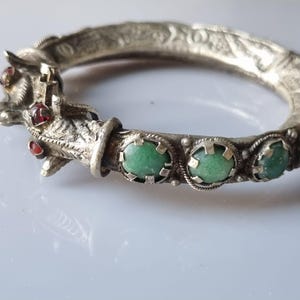 Antique Chinese? Repousse Silver and Genuine Gemstones Dragon Heads Cuff Bangle
