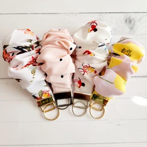 Scrunchie Keychain with Scrunchie, Scrunchie Keychain, Keychain, Key Fob, Scrunchie Key Fob, Scrunchie Wristlet with matching scrunchie