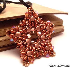 How to make beaded star with Superduo beads and Swarovski bicone , PentaStar Pendant by Alkymnia , Pattern with Superduo and seed beads
