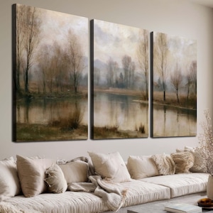 Canvastavla med dimmig sjö, set om 3, neutral landskapstriptyk, dimmig skogstryck, väggdekoration med lugn natur, beige rustik heminredning, Trw185