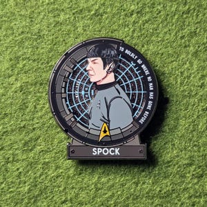 Pin de esmalte Spock de 1,5"