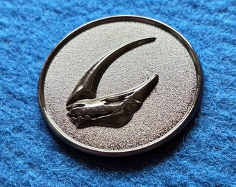 Pino de metal Mandalorian Mudhorn 1,5" 3D Beskar
