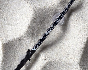 Broche de esmalte Darksaber de 7,6 cm