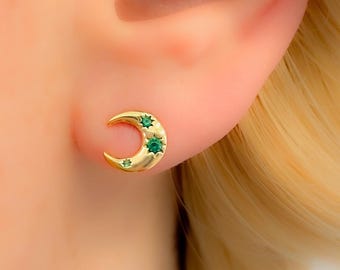 月のイヤリング - エメラルド色のジルコニウム - 18金メッキ