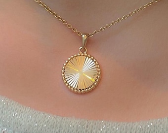 太陽のペンダント - 18金メッキ