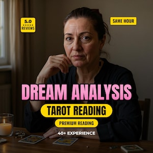 Puede incluir: Imagen de una mujer con texto superpuesto que dice "Dream Analysis" y "Tarot Reading". El texto adicional incluye "Premium Reading", "40+ Experience", "5.0 Reviews" y "Same Hour". Una vela encendida y cartas del tarot están sobre la mesa.