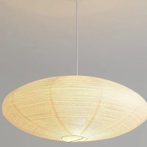 Lámpara colgante japonesa de papel de arroz: lámpara de techo minimalista, elegante y escultural.