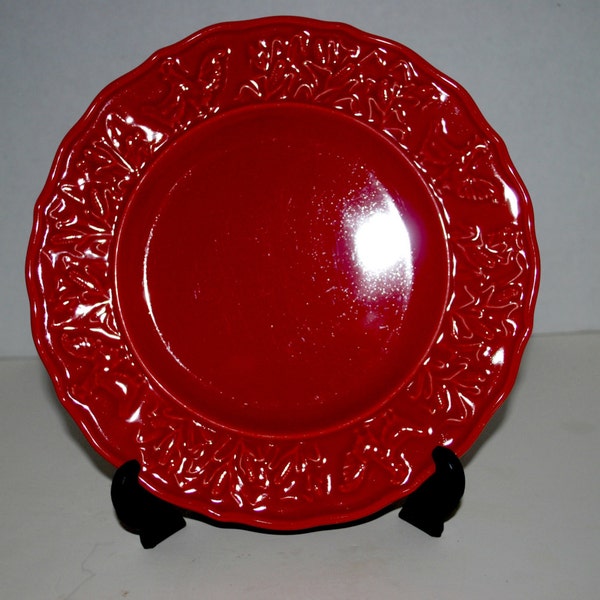 Red bordallo Pinheira plate roosters chickens and corn stalks  farmhouse plate