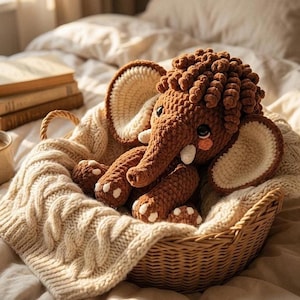 Highland Woolly Mammoth Crochet Pattern: Jumbo Amigurumi PDF, Shaggy Animal Tutorial