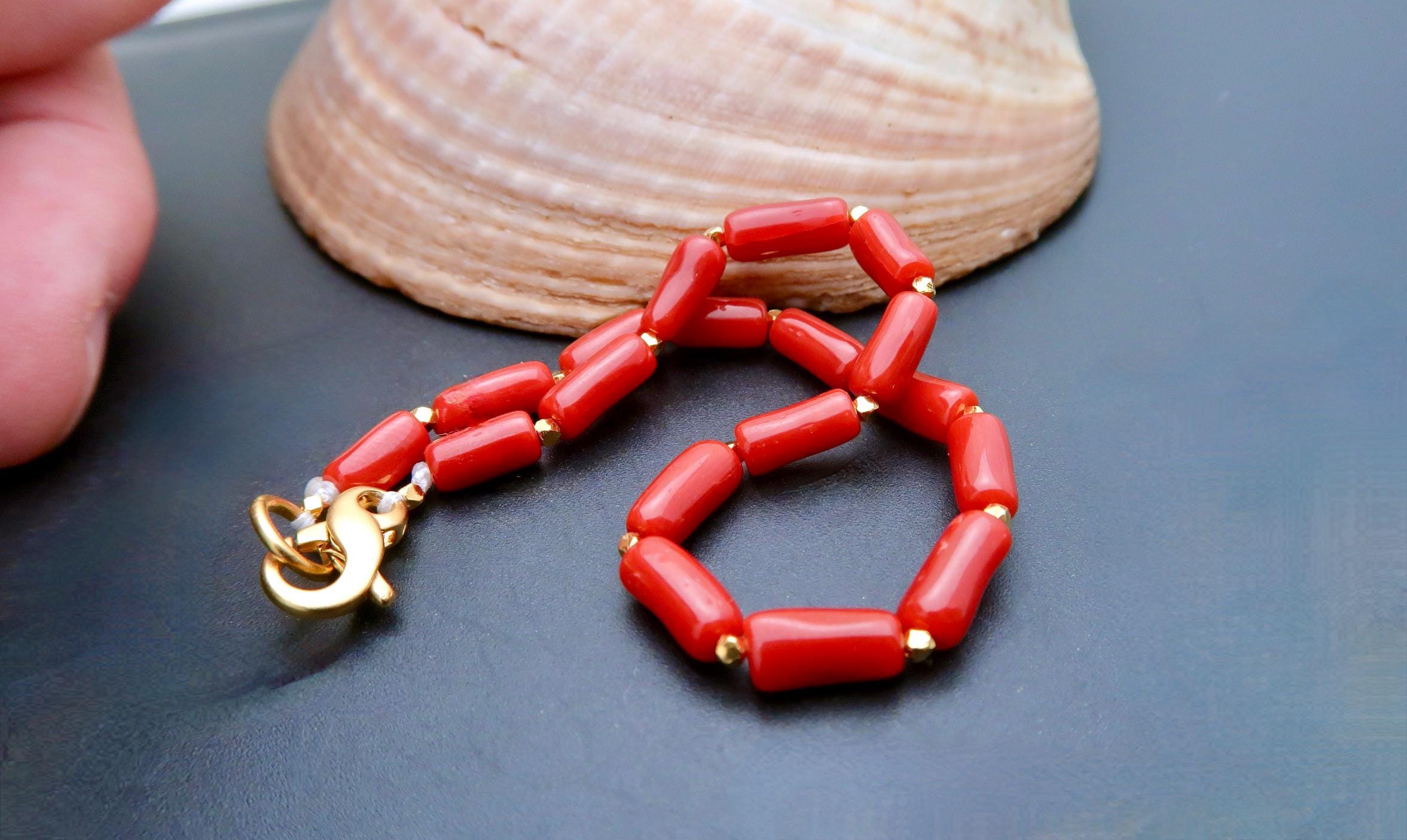 希少！天然コーラル(赤珊瑚)ブレス Hand Made 希少！天然コーラル(赤珊瑚)ブレス Hand Made 【公式通販】