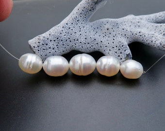 5pc Beautiful Rare AA+ South Sea Bright Colorful White Iridescent Australian Cultured Pearls - 34.45 carats